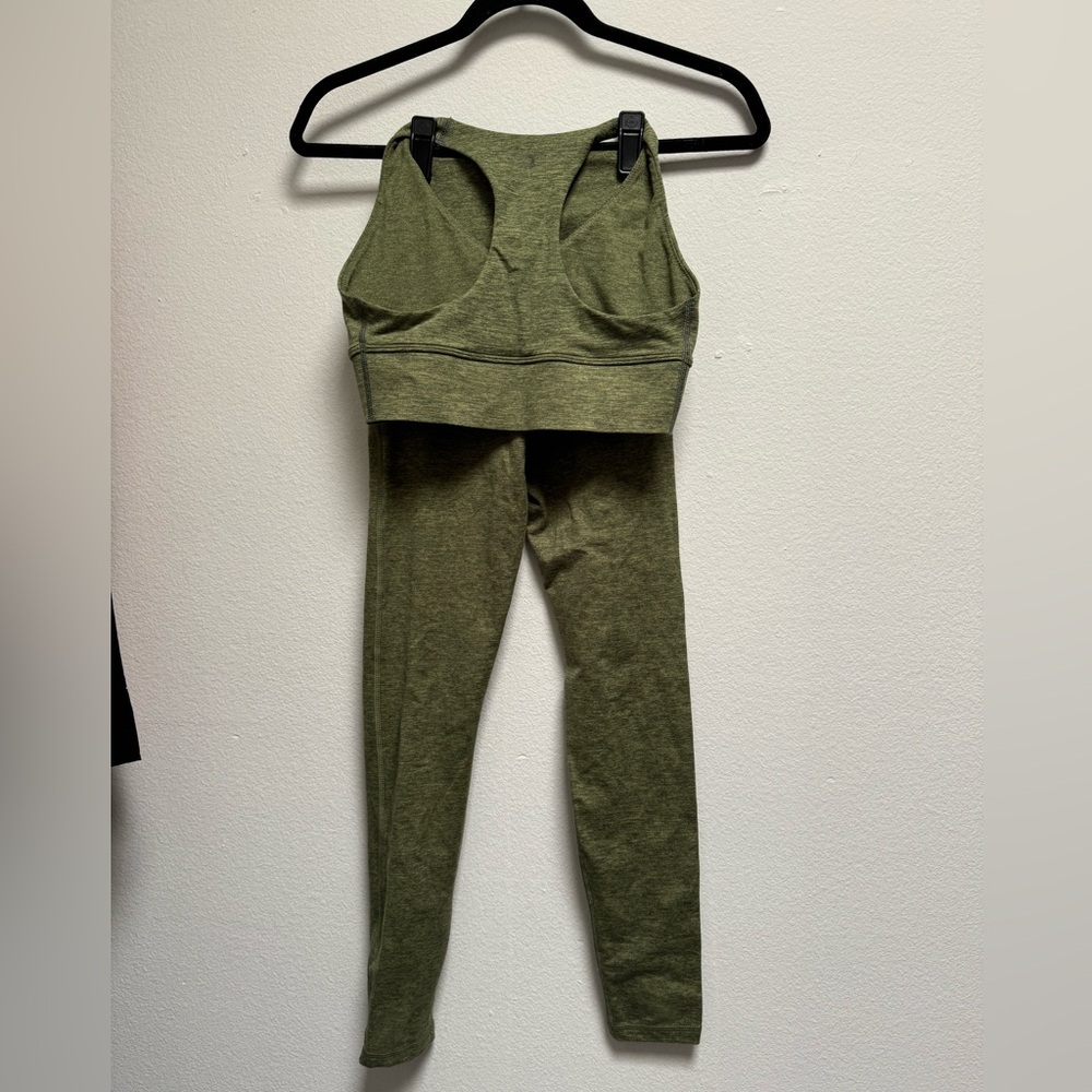 Aerie Offline Workout Set